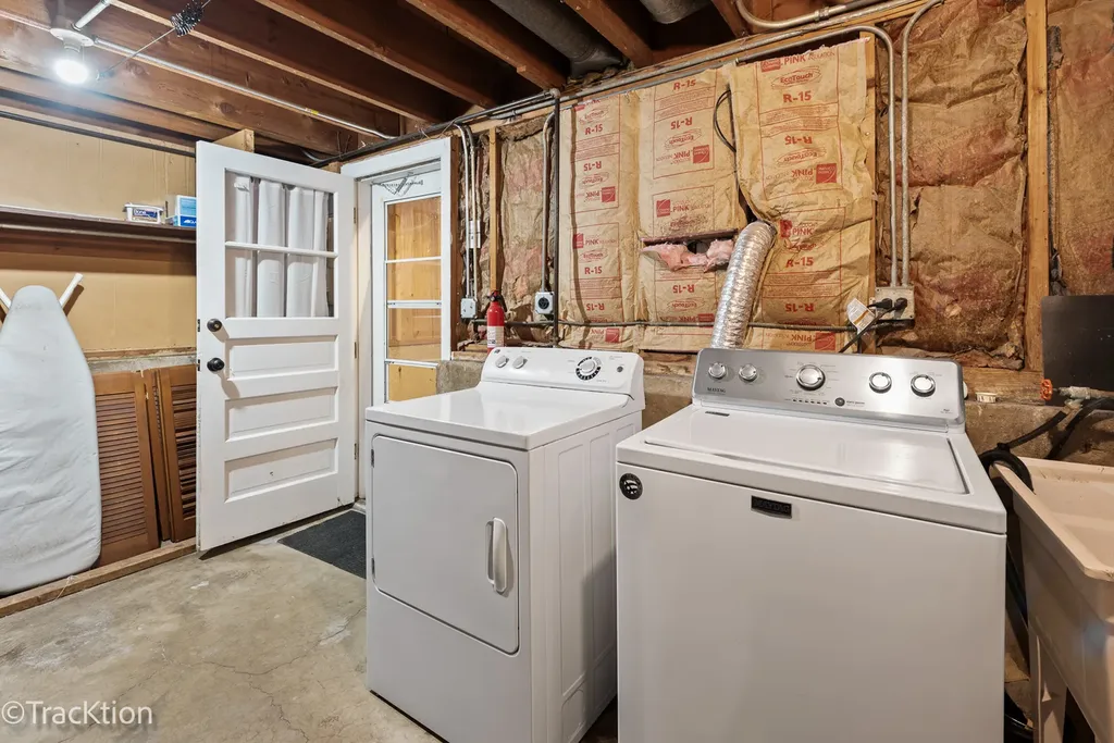 0N273 Peter Road Winfield IL 60190