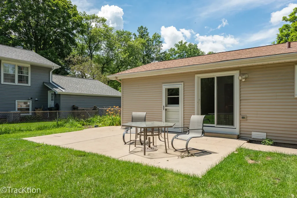 0N273 Peter Road Winfield IL 60190