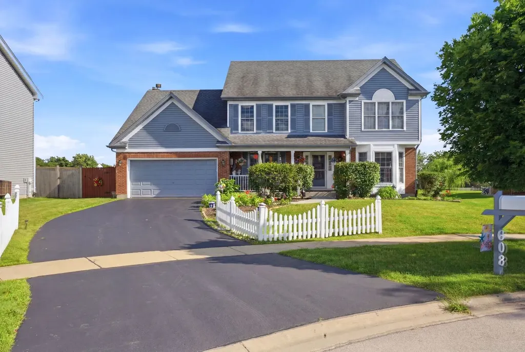 608 Lindsay Circle North Aurora IL 60542