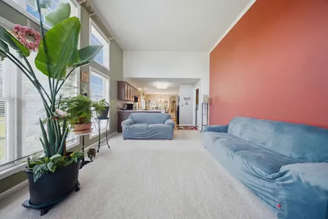 608 Lindsay Circle North Aurora IL 60542