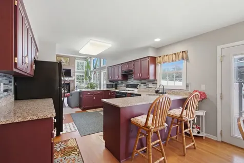 608 Lindsay Circle North Aurora IL 60542