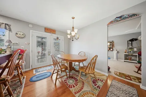 608 Lindsay Circle North Aurora IL 60542
