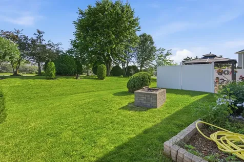 608 Lindsay Circle North Aurora IL 60542