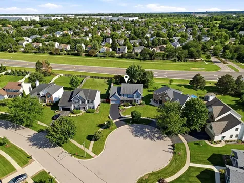 608 Lindsay Circle North Aurora IL 60542