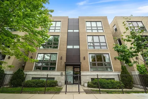 4042 North Western Avenue Chicago IL 60618