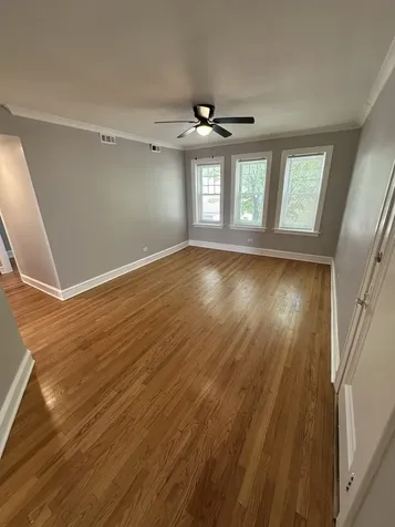 5735 West Wellington Avenue Chicago IL 60634