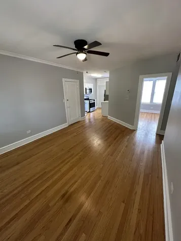 5735 West Wellington Avenue Chicago IL 60634