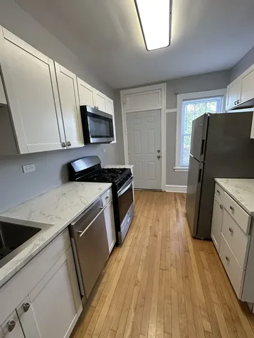 5735 West Wellington Avenue Chicago IL 60634