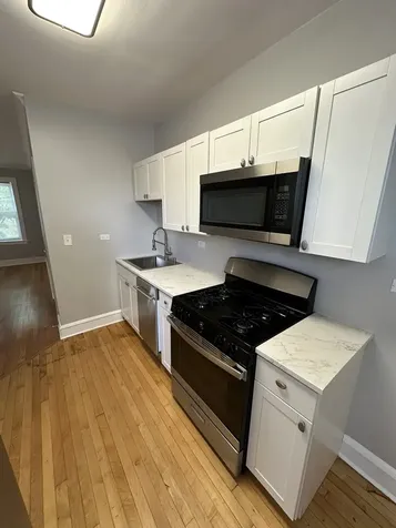5735 West Wellington Avenue Chicago IL 60634