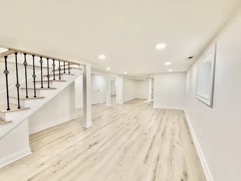 6341 North Campbell Avenue Chicago IL 60659