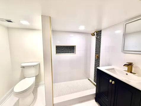 6341 North Campbell Avenue Chicago IL 60659