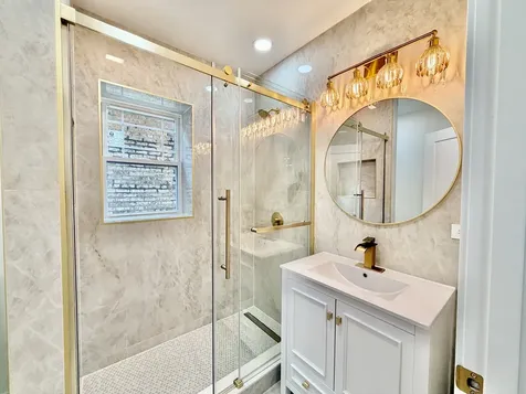 6341 North Campbell Avenue Chicago IL 60659