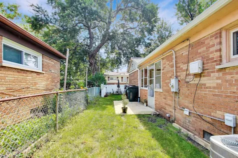 2752 174TH Street Hazel Crest IL 60429