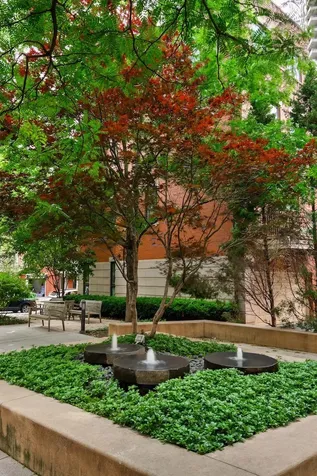 461 North Clinton Street Chicago IL 60654