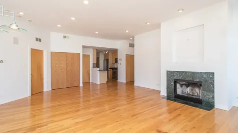 845 West Altgeld Street Chicago IL 60614