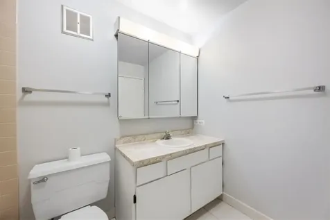1515 Central Road Arlington Heights IL 60005