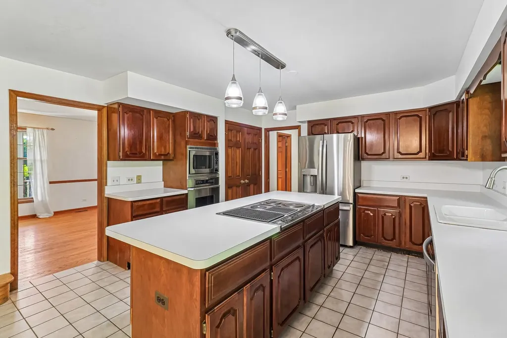 41924 North Tammi Terrace Antioch IL 60002