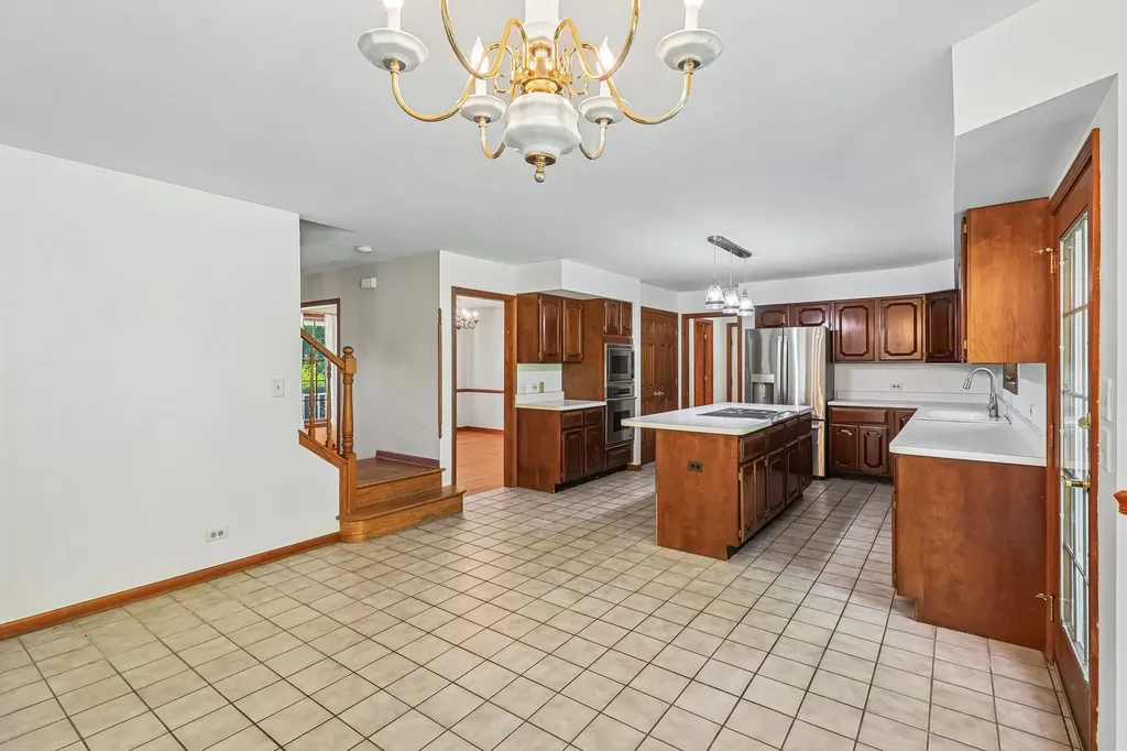 41924 North Tammi Terrace Antioch IL 60002