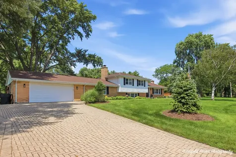 152 Foxwood Lane Barrington IL 60010