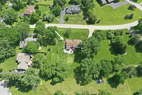 152 Foxwood Lane Barrington IL 60010