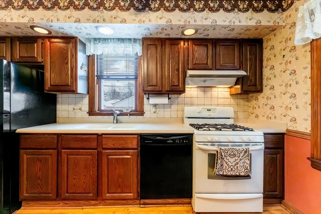 10831 South Kedzie Avenue Chicago IL 60655