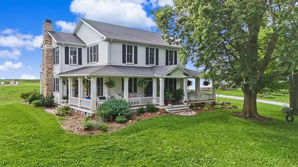 1090 Bucks Pond Road Monticello IL 61856