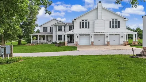 1090 Bucks Pond Road Monticello IL 61856