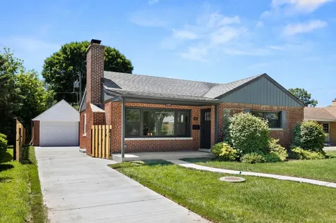 8918 Parkside Avenue Morton Grove IL 60053