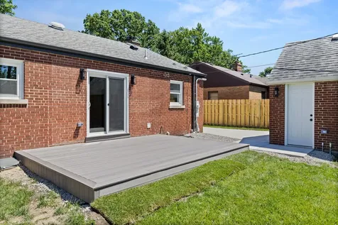 8918 Parkside Avenue Morton Grove IL 60053