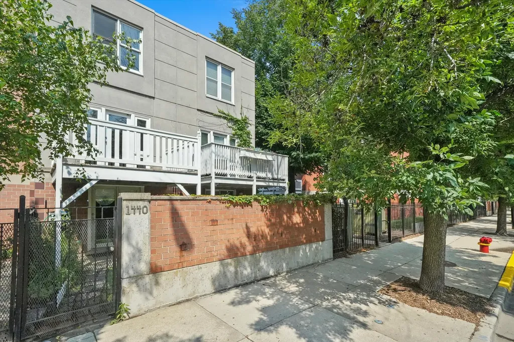 1440 South State Street Chicago IL 60605