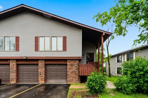 13 Elm Court Bolingbrook IL 60440