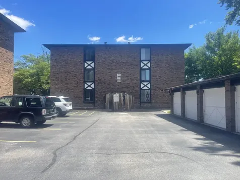 13622 Royal Court Crestwood IL 60418