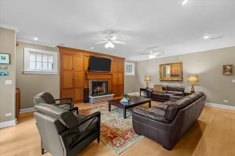 2142 Harrison Street Glenview IL 60025
