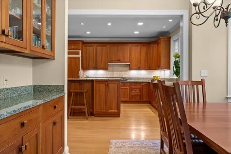2142 Harrison Street Glenview IL 60025