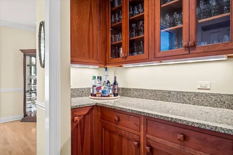 2142 Harrison Street Glenview IL 60025