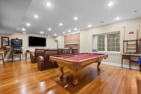 2142 Harrison Street Glenview IL 60025