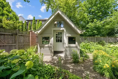 2142 Harrison Street Glenview IL 60025