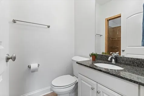 3842 North Southport Avenue Chicago IL 60613
