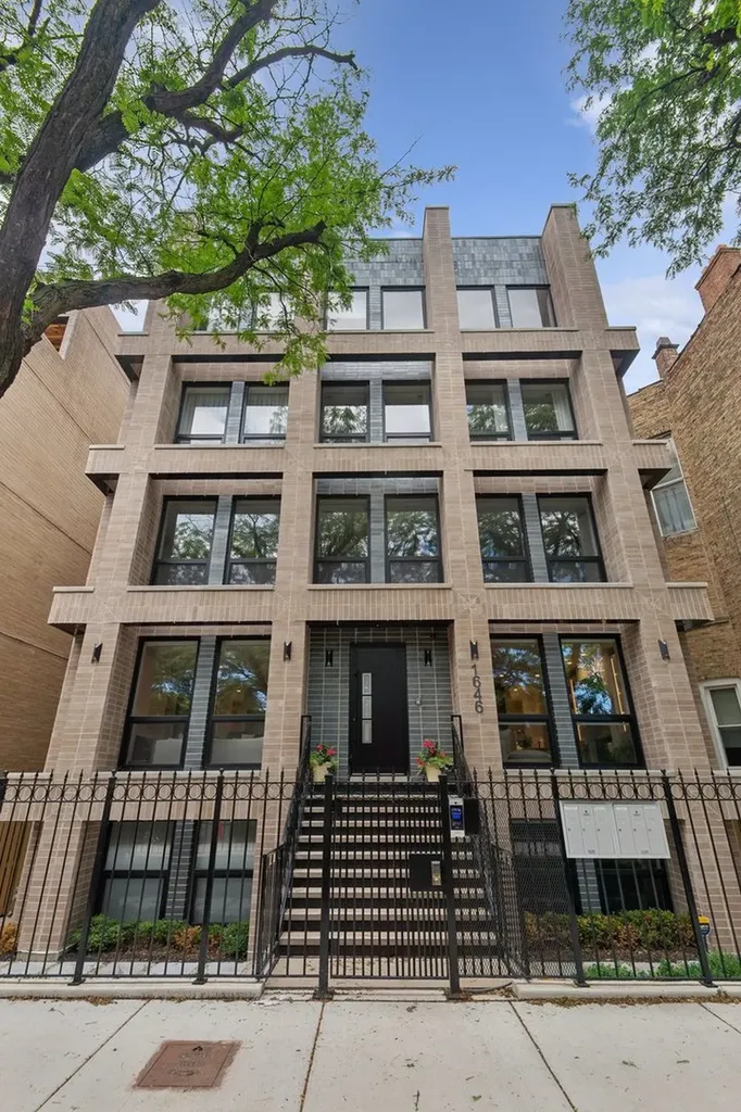 1646 North Orchard Street Chicago IL 60614