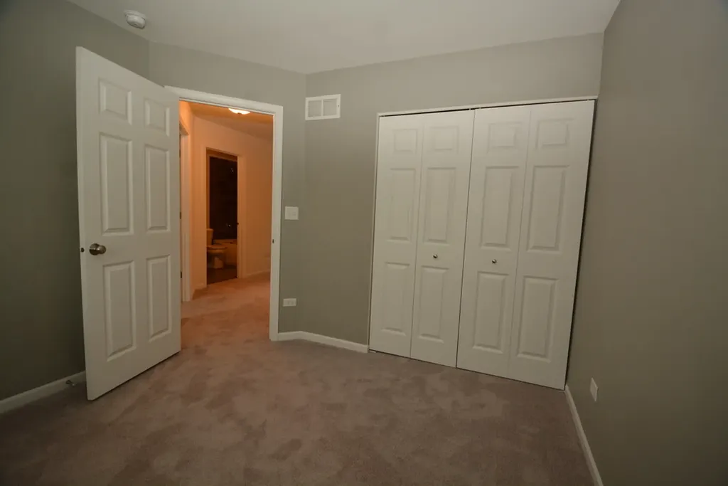 2953 Madison Drive Naperville IL 60564