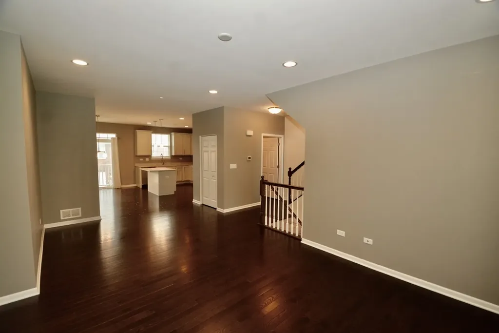 2953 Madison Drive Naperville IL 60564