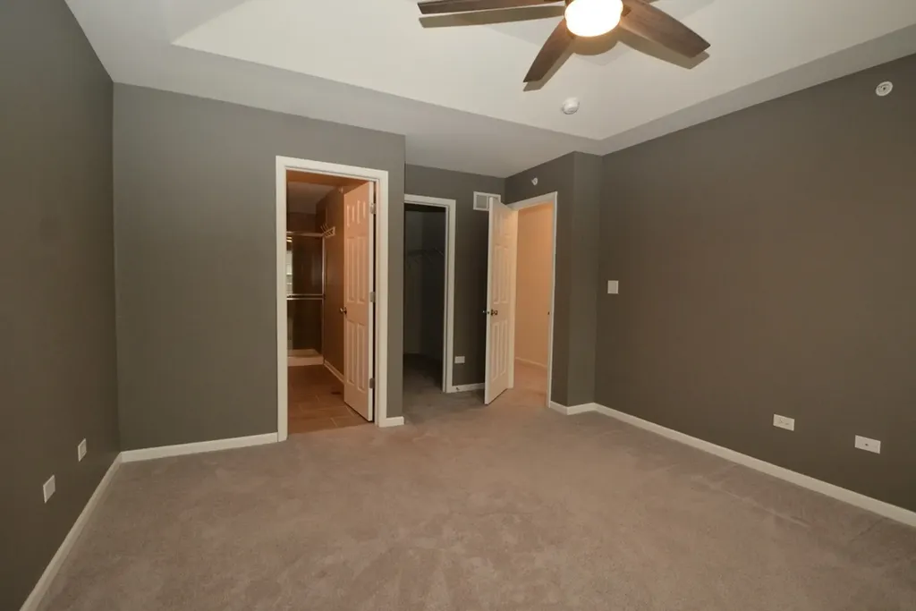 2953 Madison Drive Naperville IL 60564