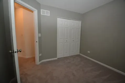 2953 Madison Drive Naperville IL 60564