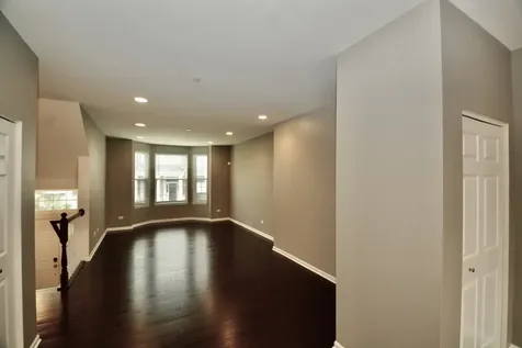 2953 Madison Drive Naperville IL 60564