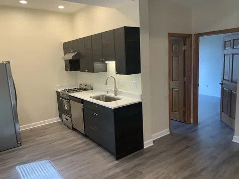 1303 West Flournoy Street Chicago IL 60607