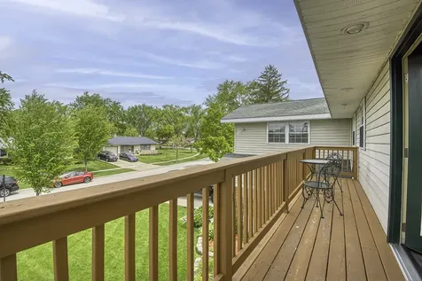 591 Sussex Court Elk Grove Village IL 60007