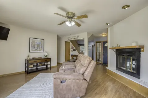 591 Sussex Court Elk Grove Village IL 60007