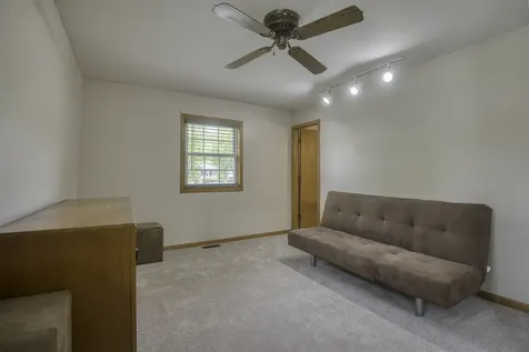 591 Sussex Court Elk Grove Village IL 60007