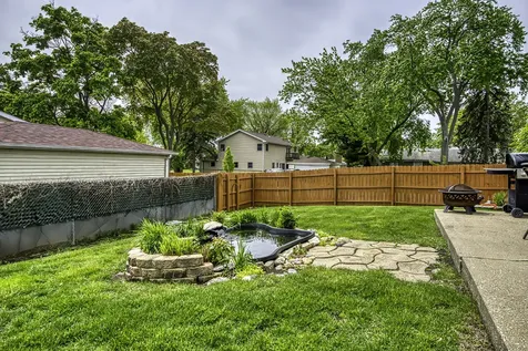 591 Sussex Court Elk Grove Village IL 60007