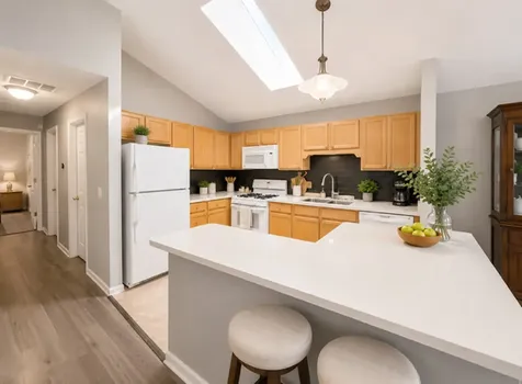 634 Le Parc Circle Buffalo Grove IL 60089